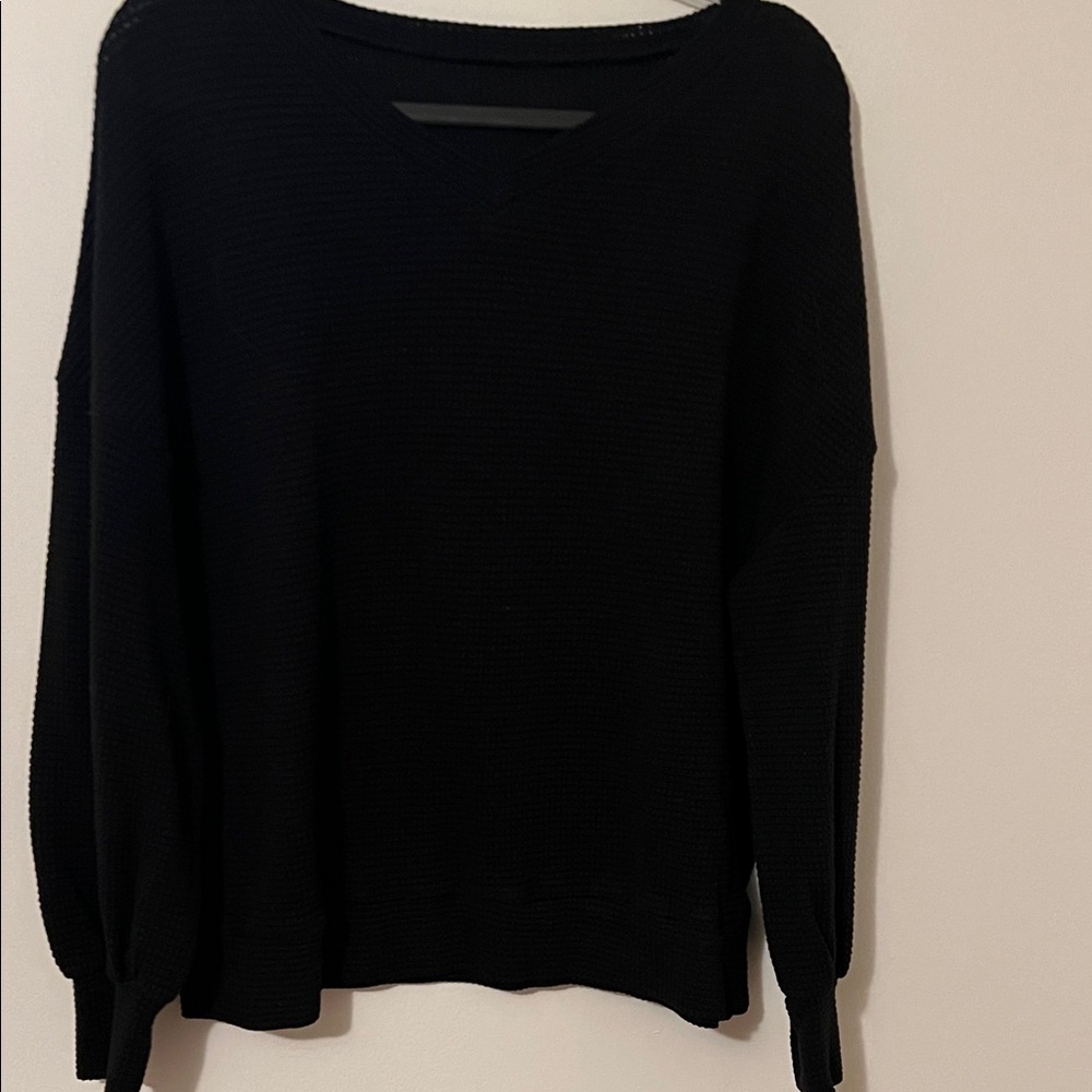 Amazon Women's Black V-Neck Sweater